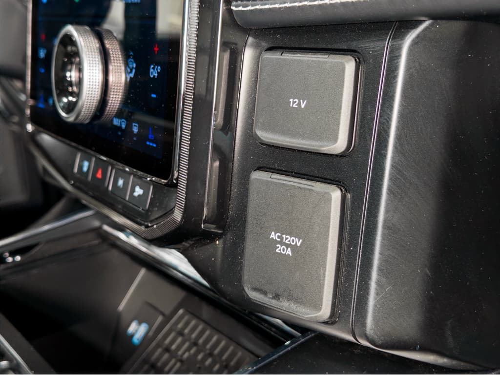 2023 Ford F-150 Lightning view 21