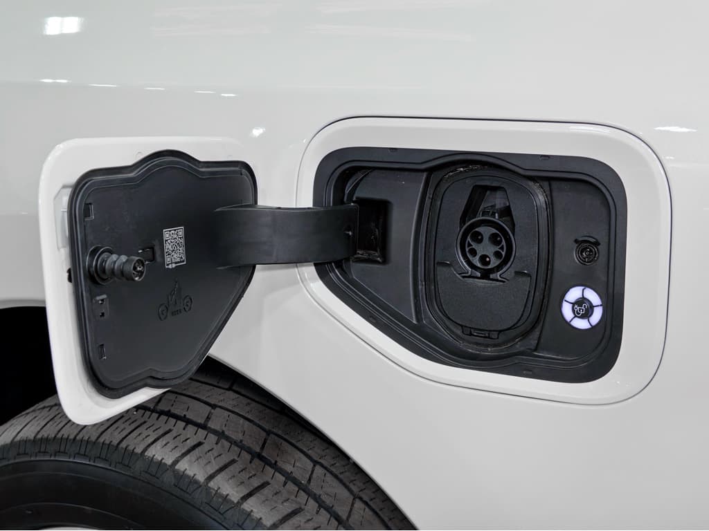 2023 Ford F-150 Lightning view 5