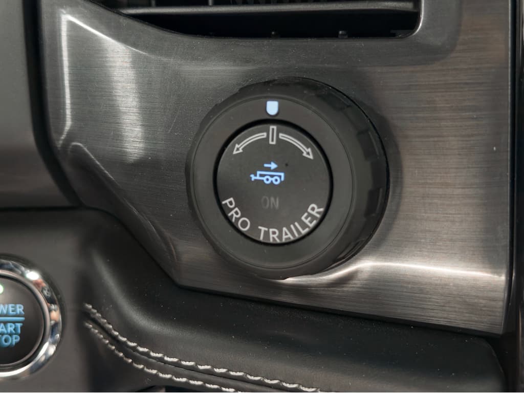 2023 Ford F-150 Lightning view 22