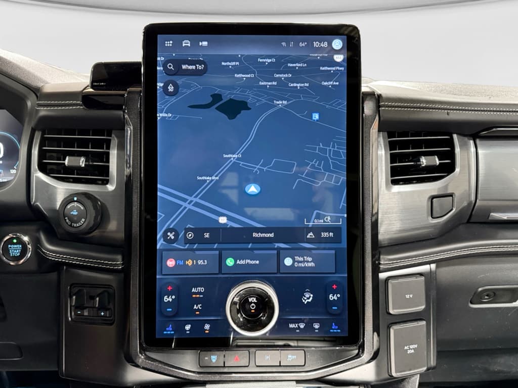 2023 Ford F-150 Lightning view 11