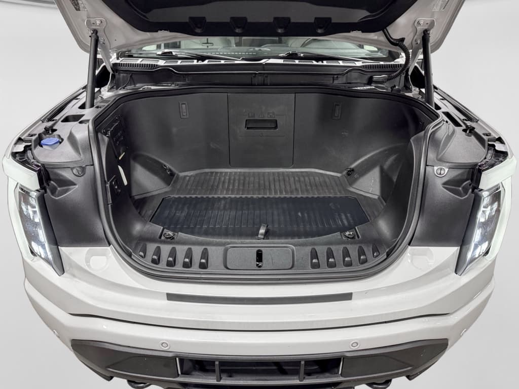 2023 Ford F-150 Lightning view 29