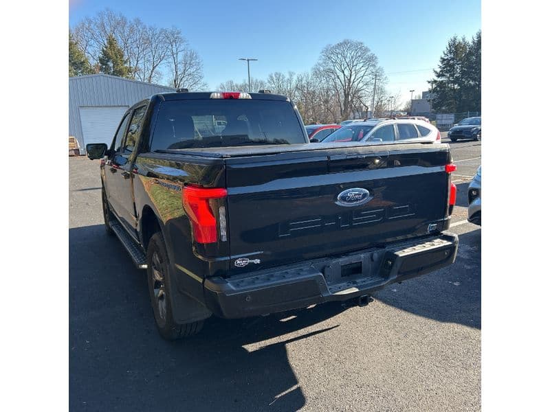 2023 Ford F-150 Lightning view 2