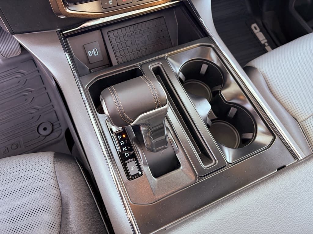 2023 Ford F-150 Lightning view 21