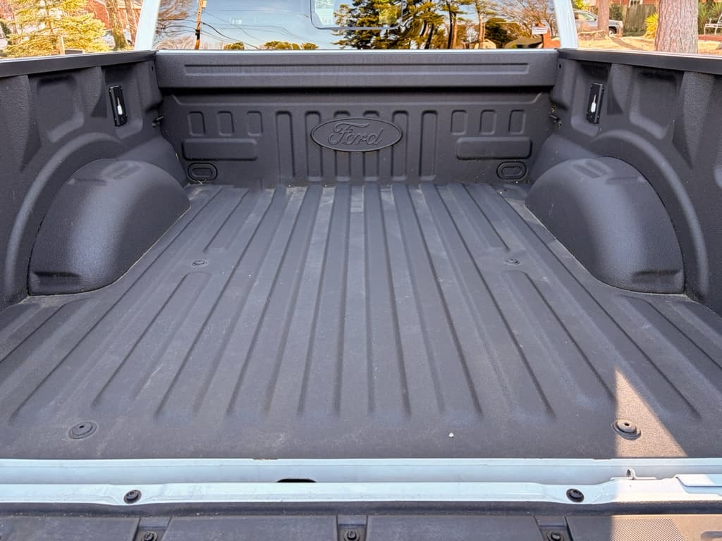 2023 Ford F-150 Lightning view 30