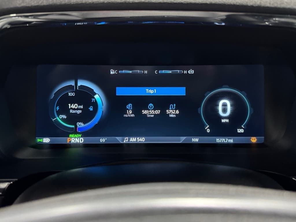 2023 Ford F-150 Lightning view 11
