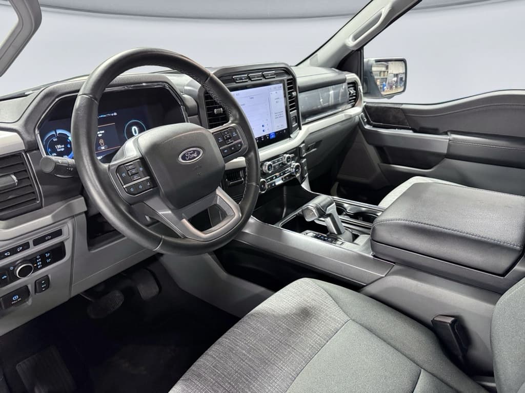 2023 Ford F-150 Lightning view 21