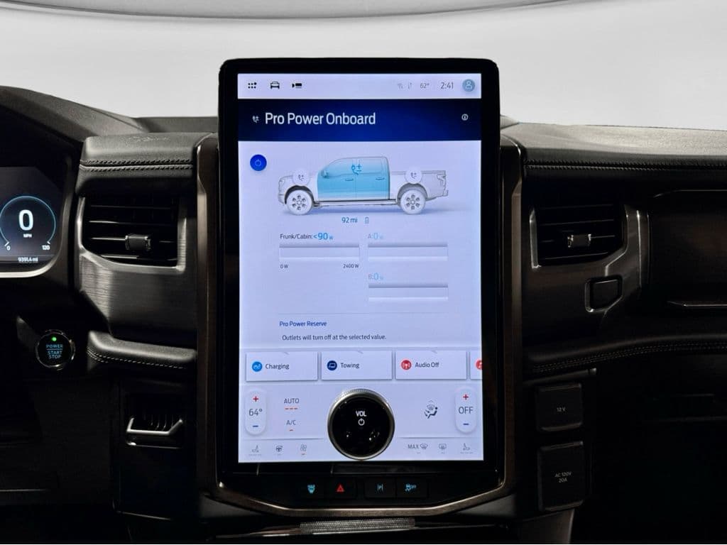 2023 Ford F-150 Lightning view 13