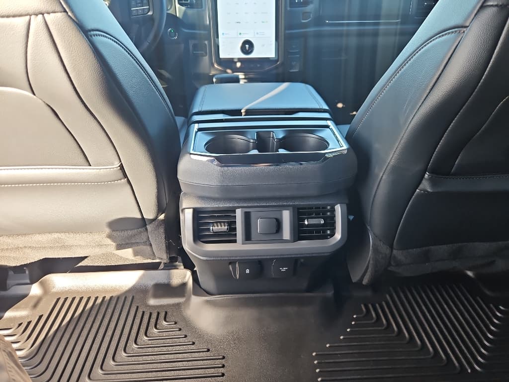 2023 Ford F-150 Lightning view 25