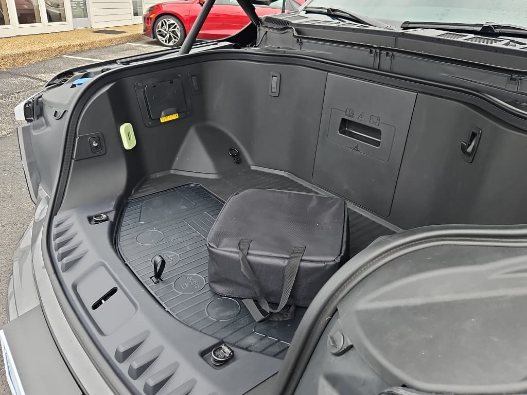 2023 Ford F-150 Lightning view 8