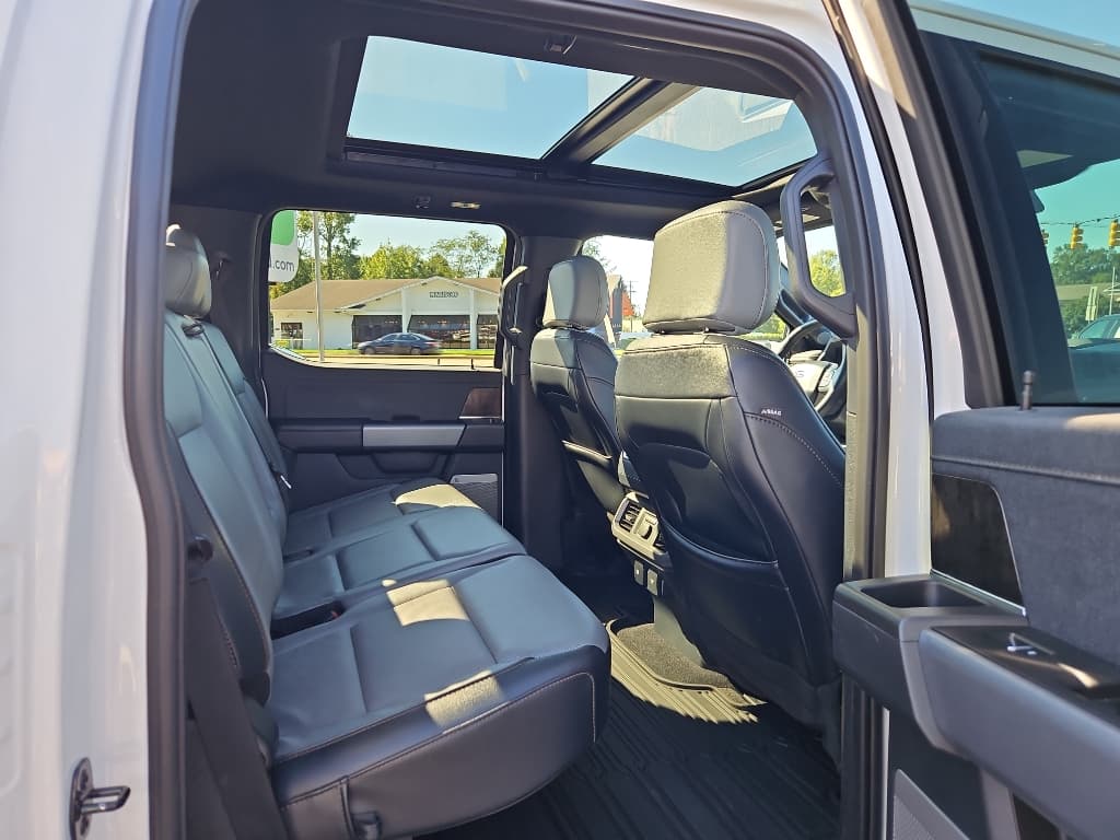 2023 Ford F-150 Lightning view 20
