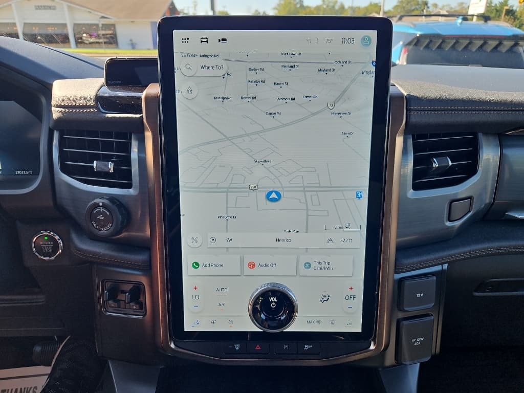 2023 Ford F-150 Lightning view 32