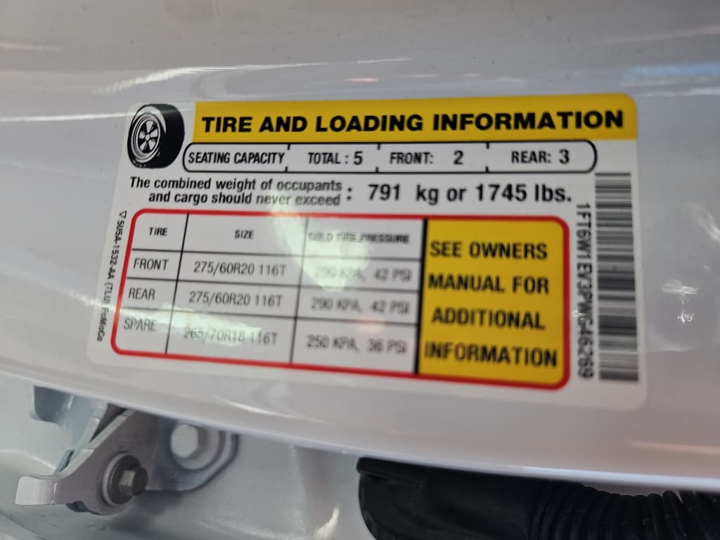 2023 Ford F-150 Lightning view 28