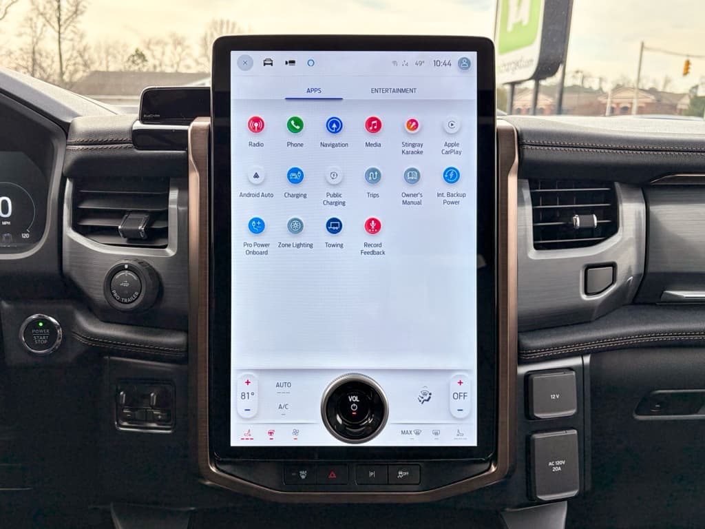 2023 Ford F-150 Lightning view 12