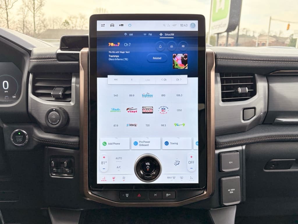 2023 Ford F-150 Lightning view 13