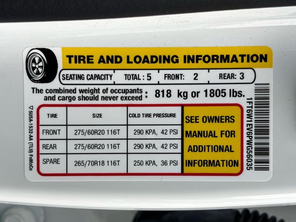 2023 Ford F-150 Lightning view 34