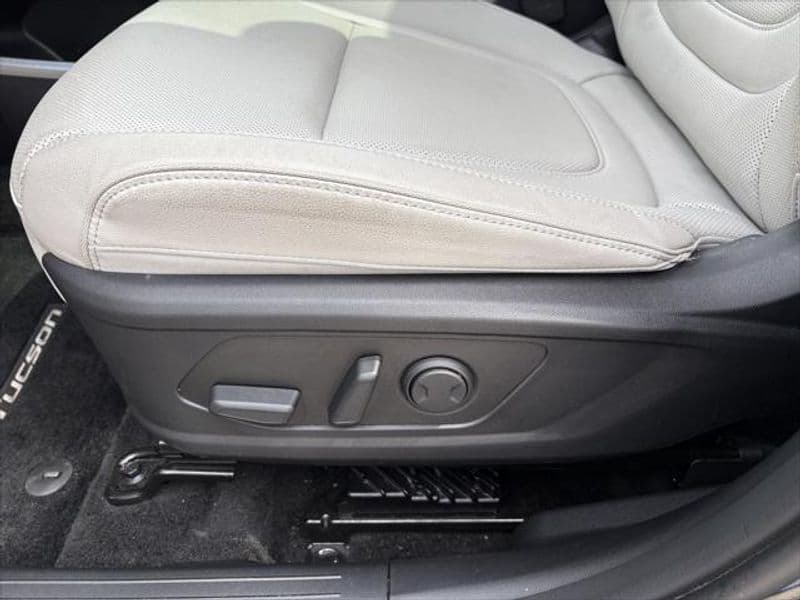 2024 Hyundai Tucson Plug-In Hybrid view 13