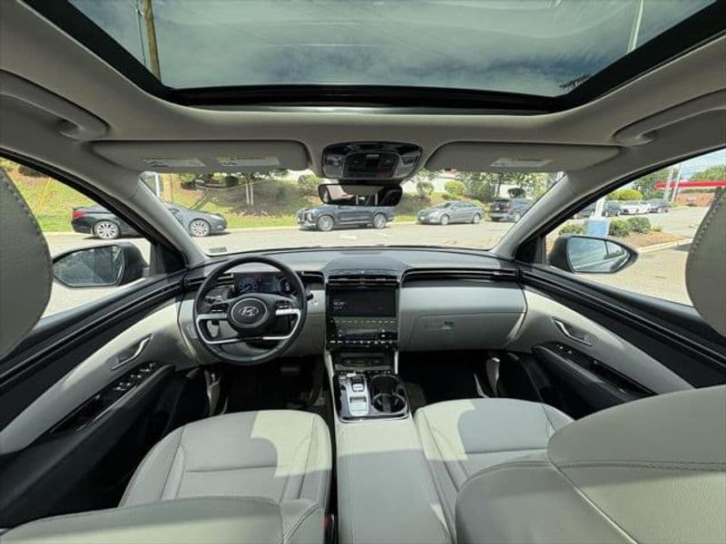 2024 Hyundai Tucson Plug-In Hybrid view 15