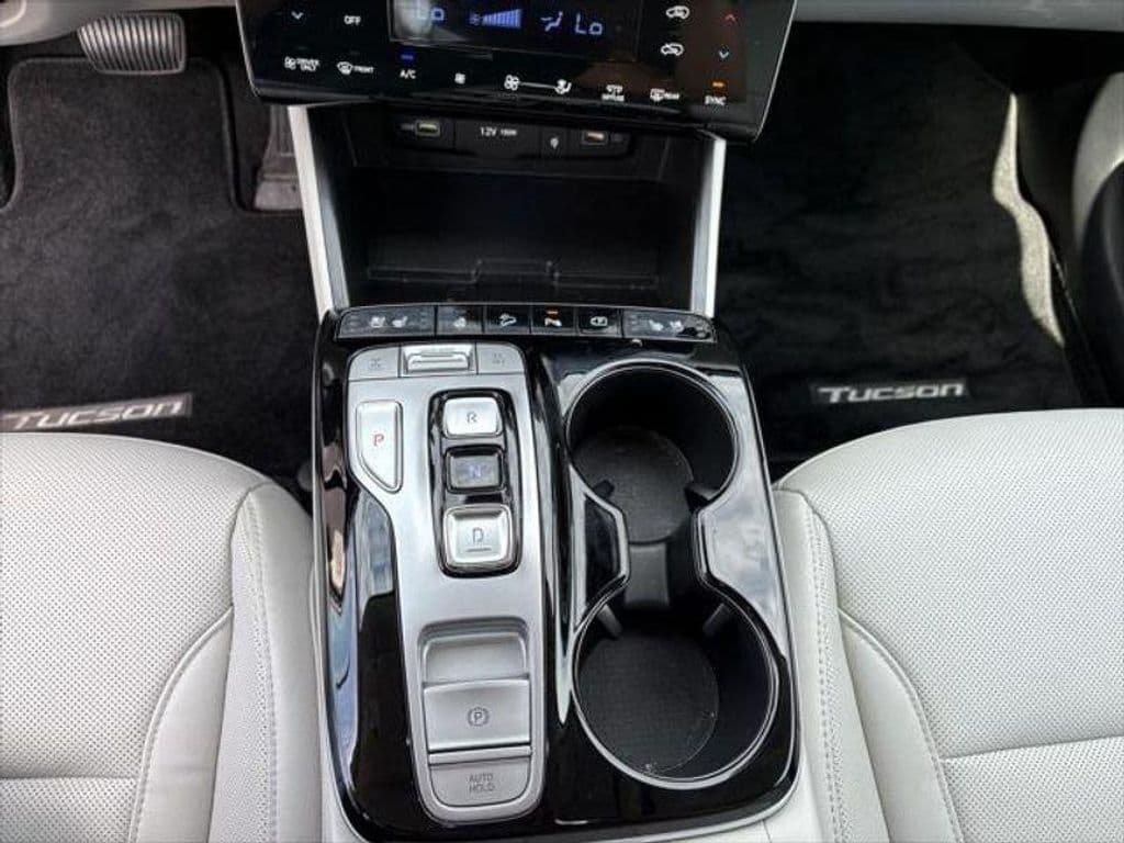 2024 Hyundai Tucson Plug-In Hybrid view 16