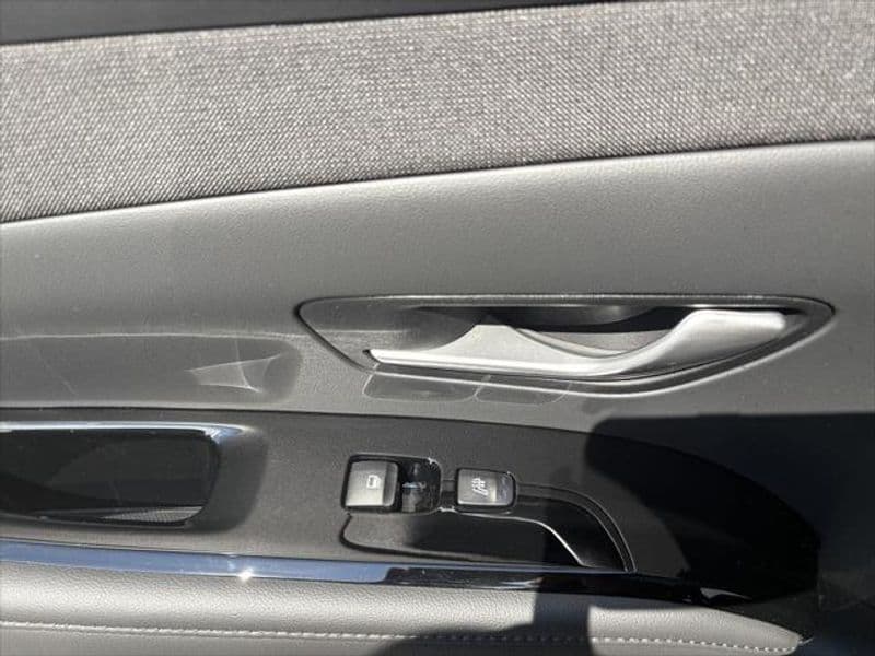 2024 Hyundai Tucson Plug-In Hybrid view 24