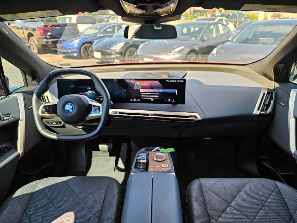 2022 BMW iX view 14