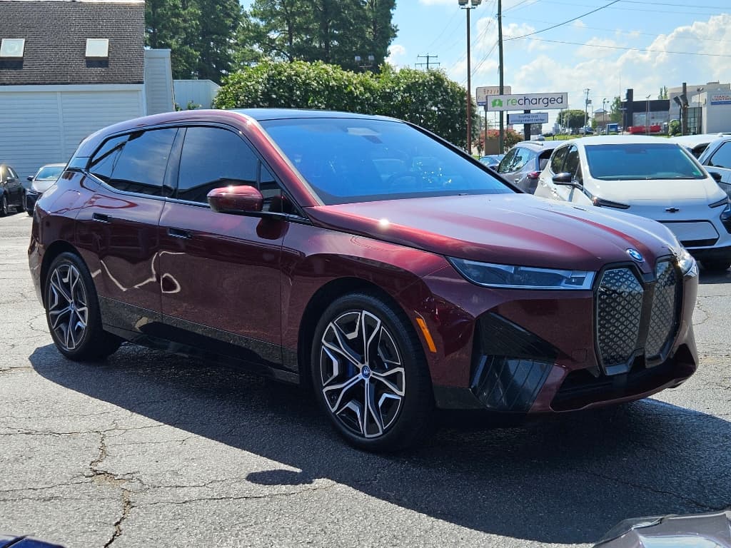 2022 BMW iX view 4