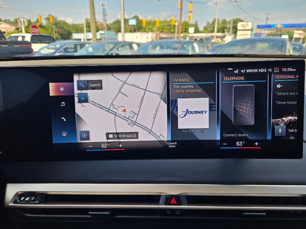 2022 BMW iX view 11