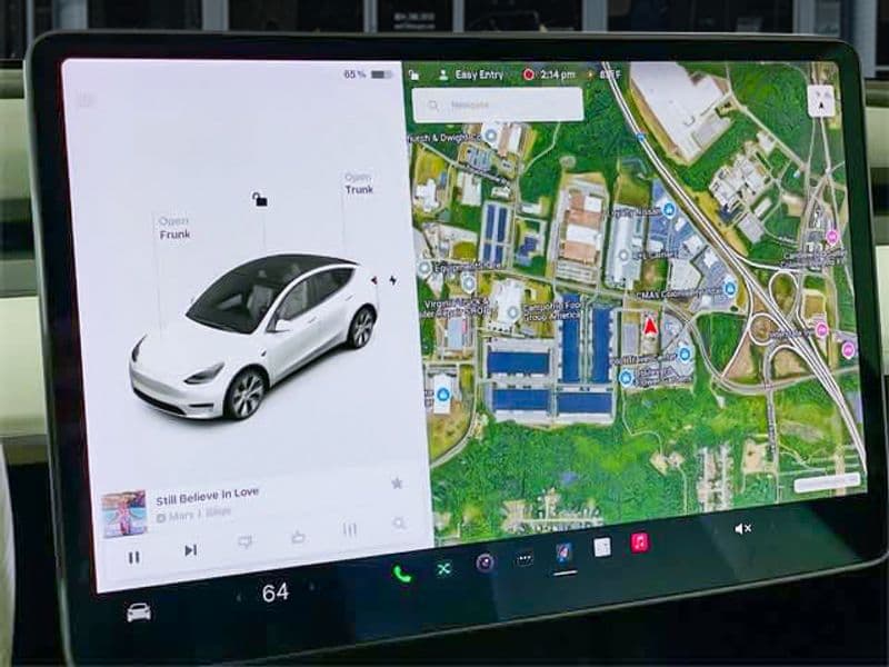 2021 Tesla Model Y view 16