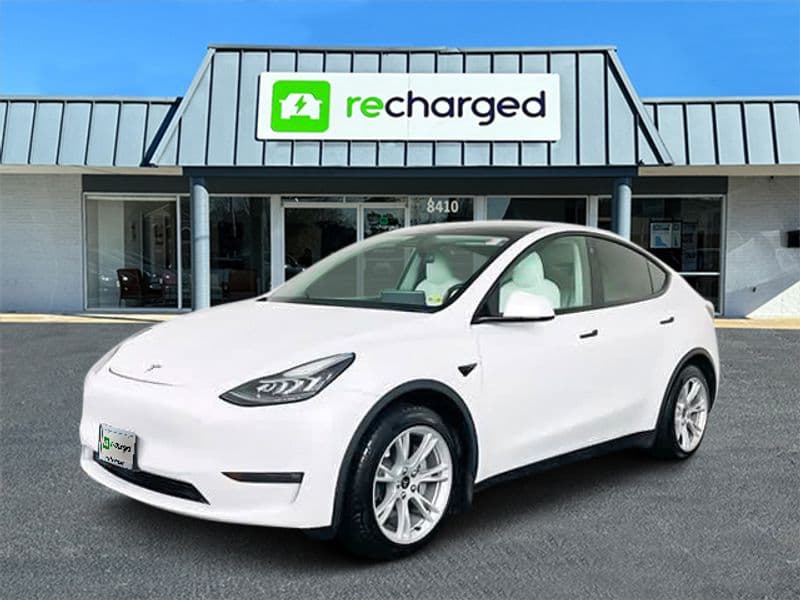 2021 Tesla Model Y view 4