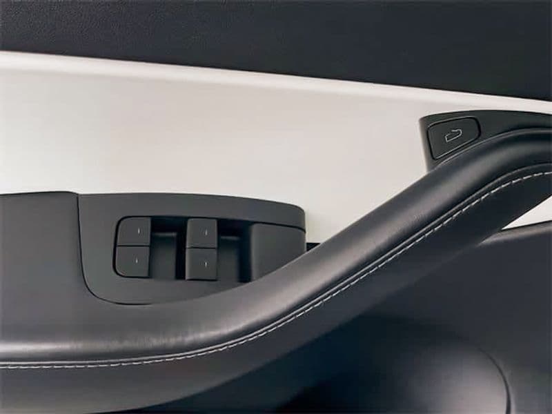 2021 Tesla Model Y view 22