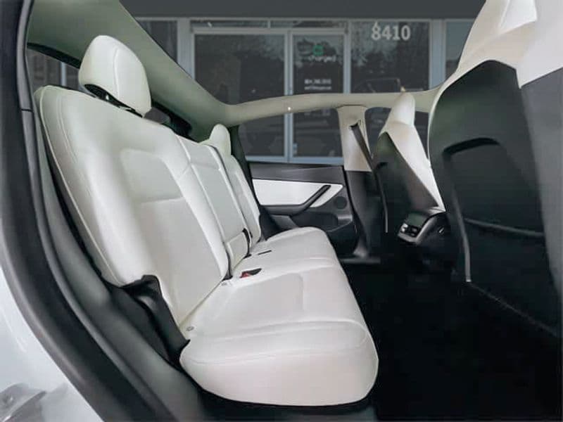 2021 Tesla Model Y view 31