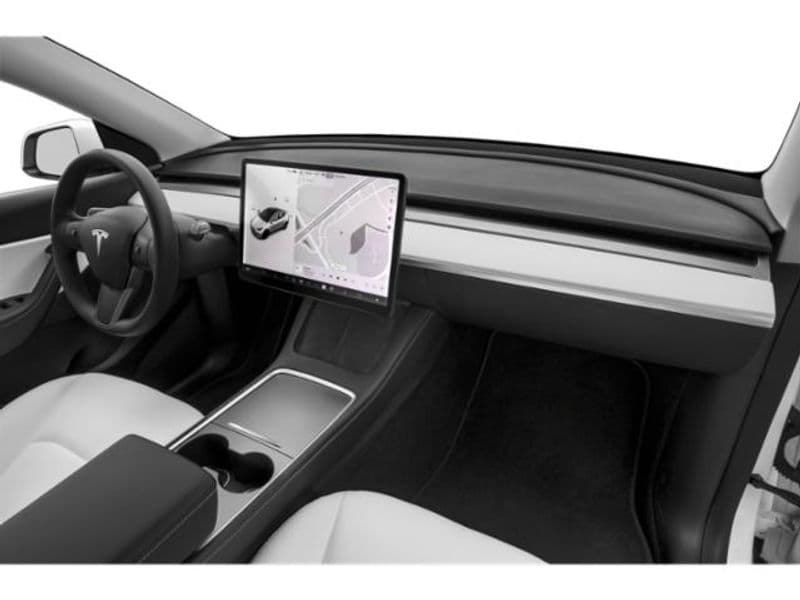 2021 Tesla Model Y view 15