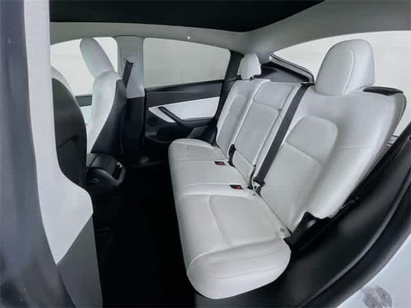2021 Tesla Model Y view 27