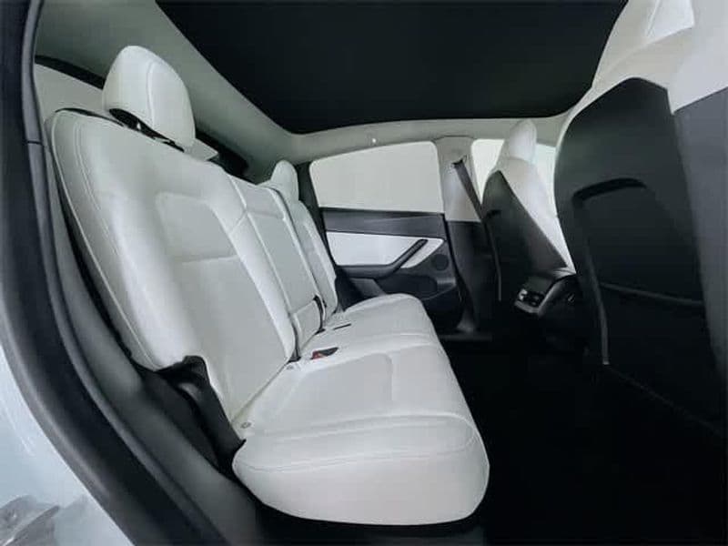2021 Tesla Model Y view 30