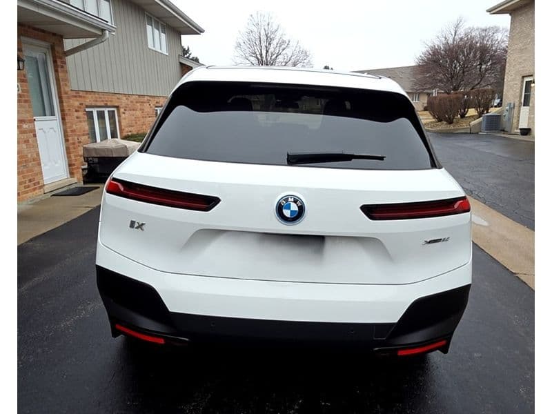 2023 BMW iX view 4