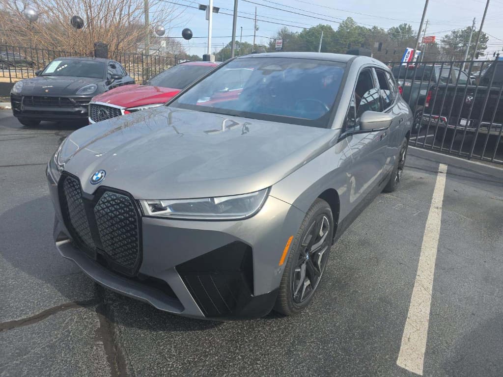 2023 BMW iX