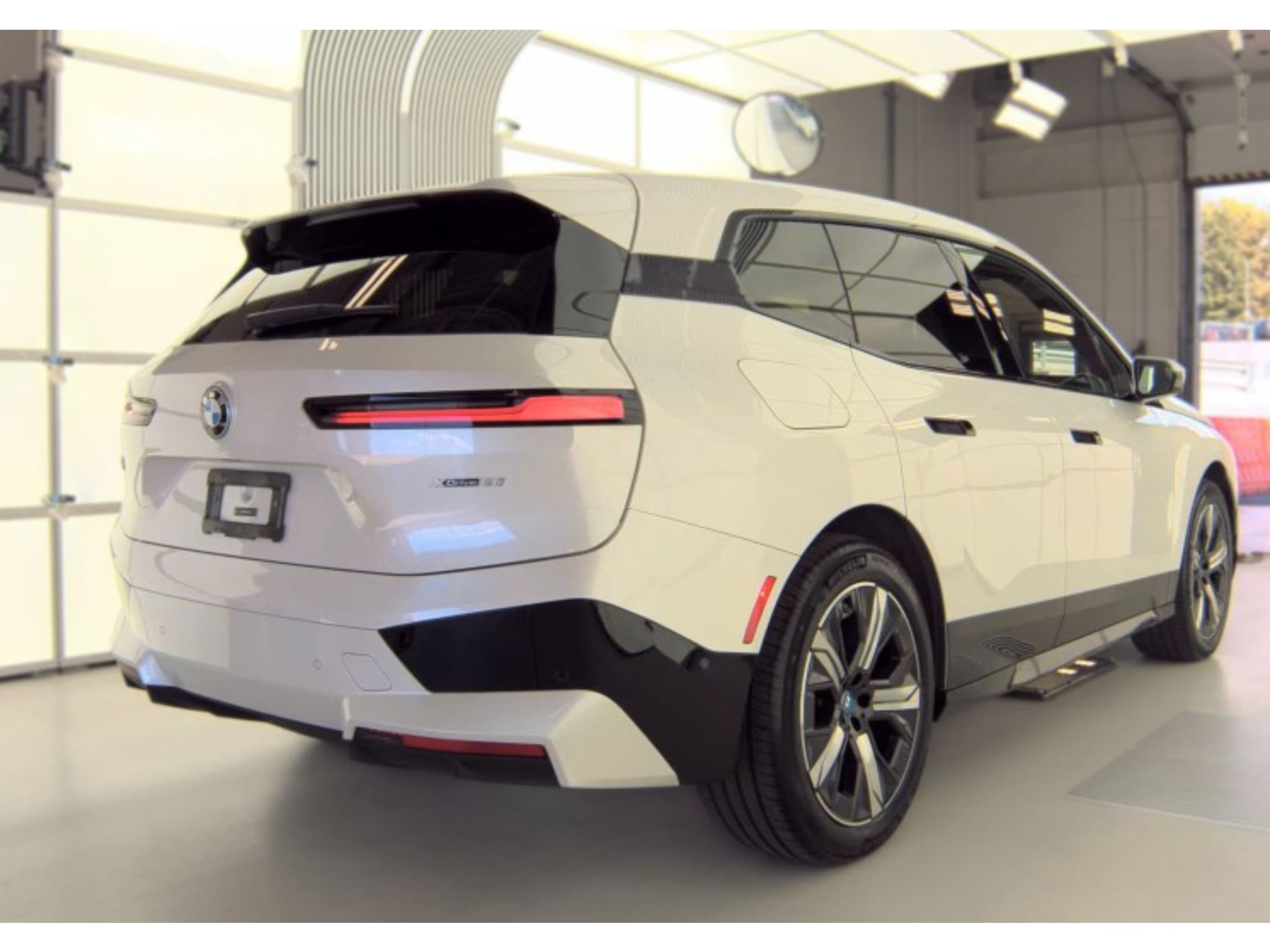 2024 BMW iX view 4