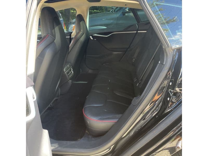 2013 Tesla Model S view 6