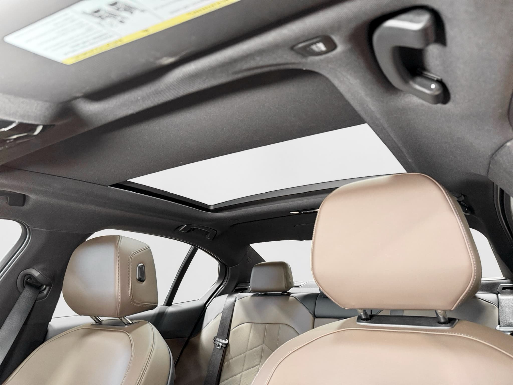 2024 BMW i5 view 23