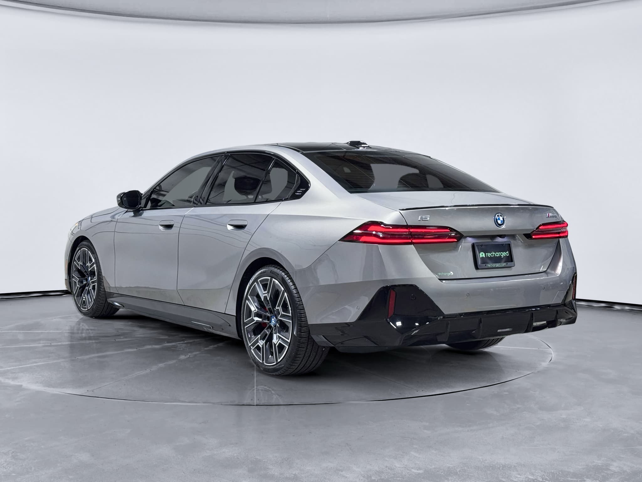 2024 BMW i5 view 2