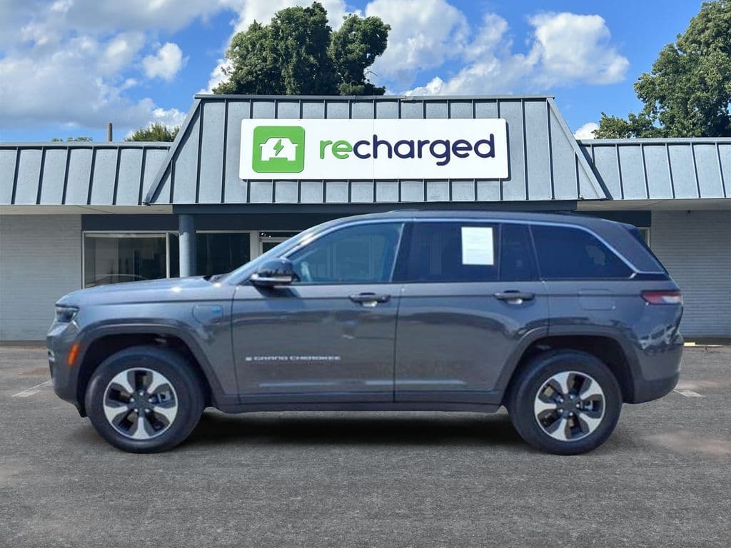 2024 Jeep Grand Cherokee 4xe view 39