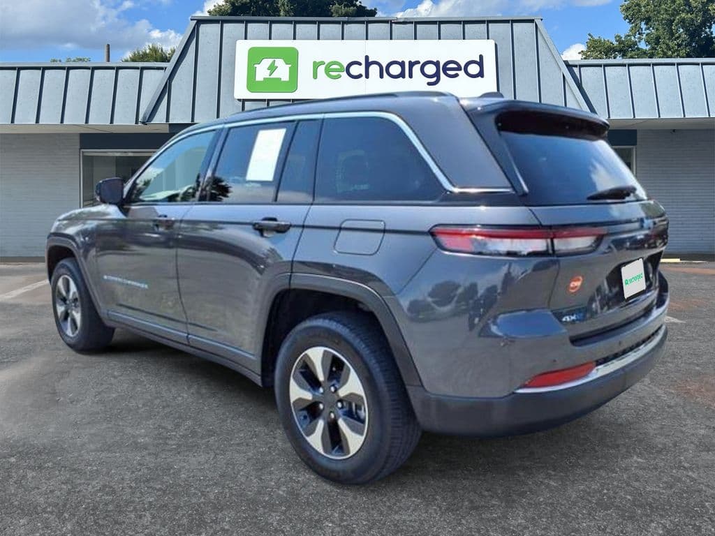 2024 Jeep Grand Cherokee 4xe view 36