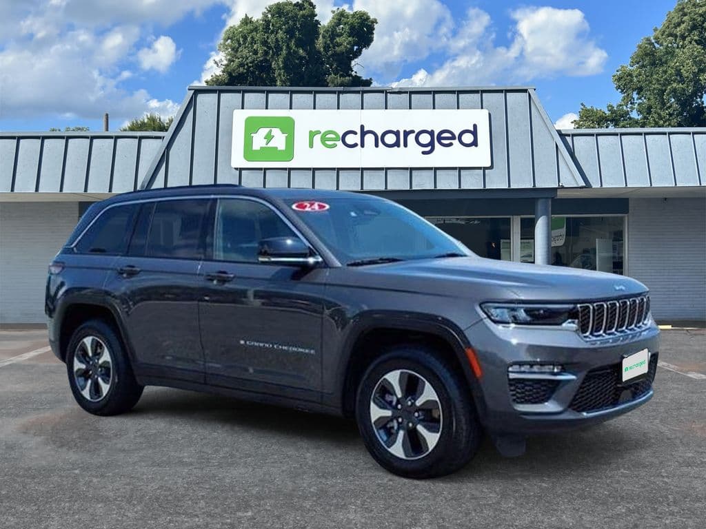 2024 Jeep Grand Cherokee 4xe view 4