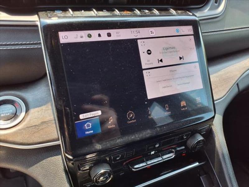 2024 Jeep Grand Cherokee 4xe view 20