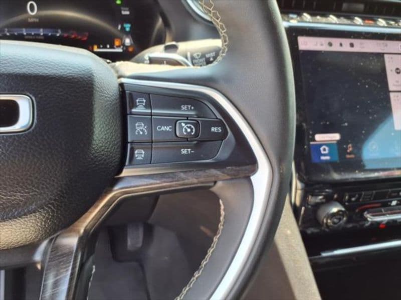 2024 Jeep Grand Cherokee 4xe view 19