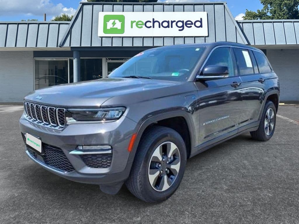2024 Jeep Grand Cherokee 4xe view 16