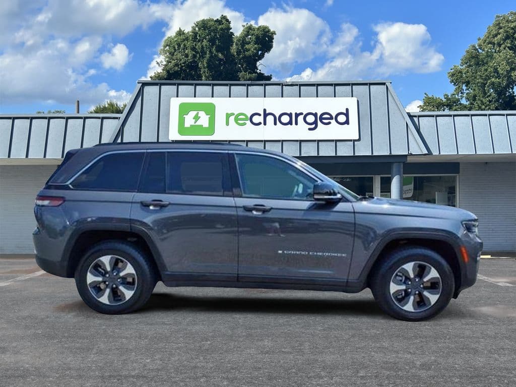 2024 Jeep Grand Cherokee 4xe view 15