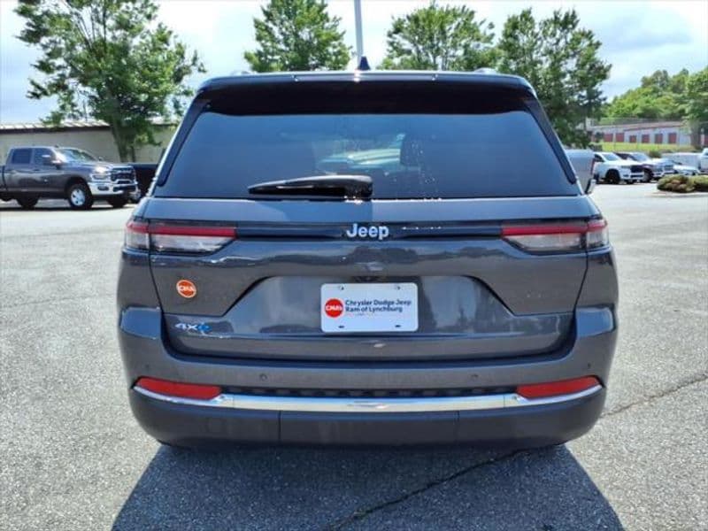 2024 Jeep Grand Cherokee 4xe view 5
