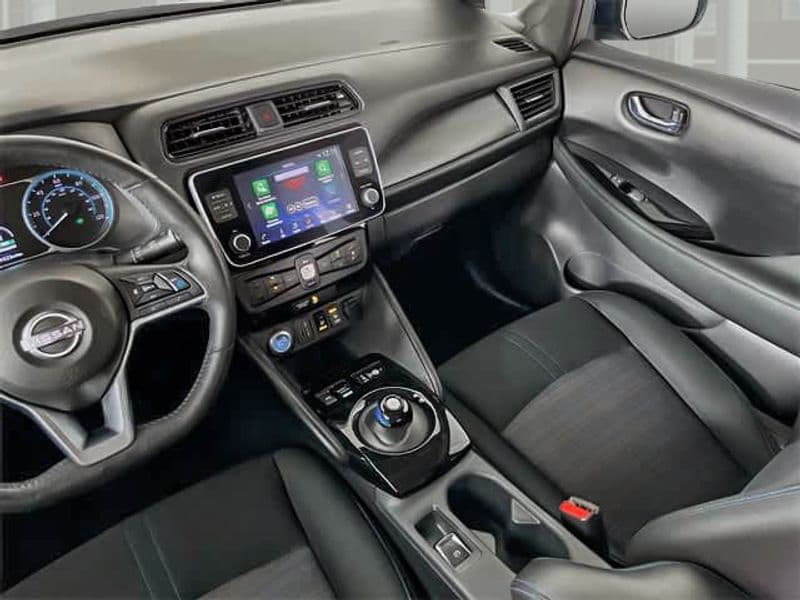 2023 Nissan LEAF view 27