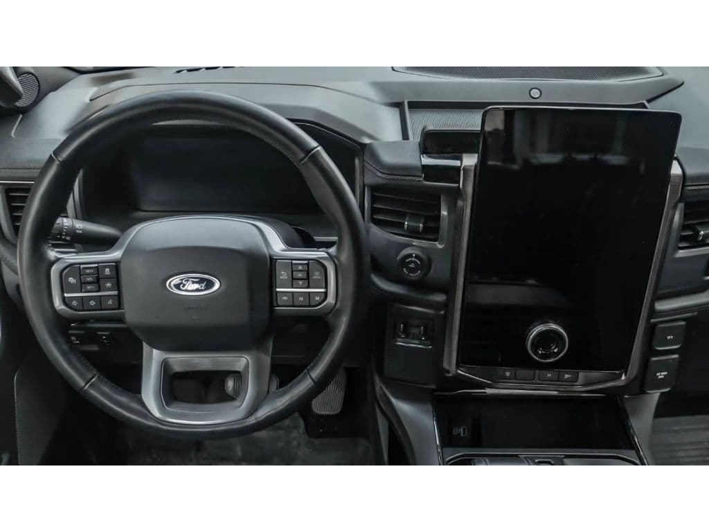 2022 Ford F-150 Lightning view 9