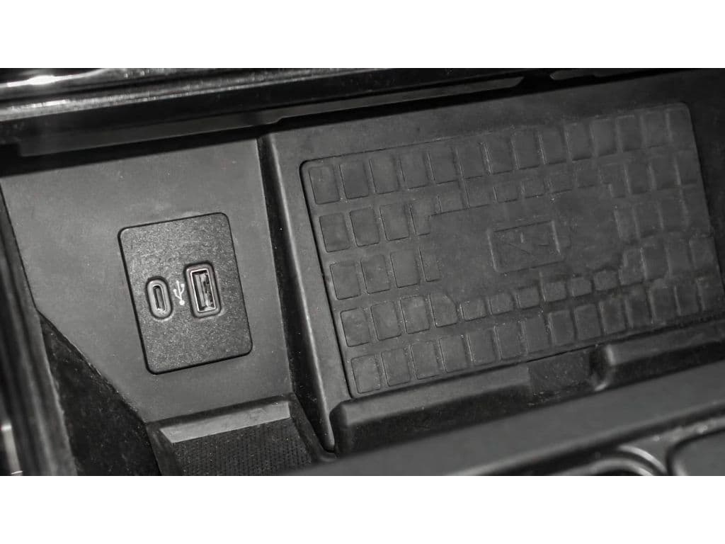 2022 Ford F-150 Lightning view 20